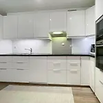 Apartament Unique Place By 19 *