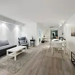 아파트 Unique Place By 19 *
